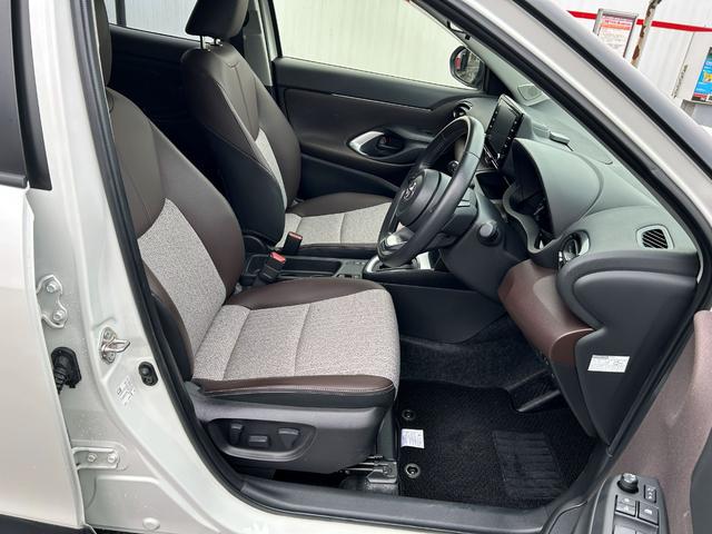 ヤリスクロス Ｚ　ディスプレイオーディオ付き　ＥＴＣ付き　パノラミックビューモニター付き　禁煙車（9枚目）