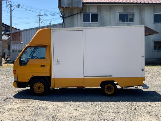 ダイナトラック フルジャストローＤＸ　キッチンカー　移動販売車　外部電源（8枚目）