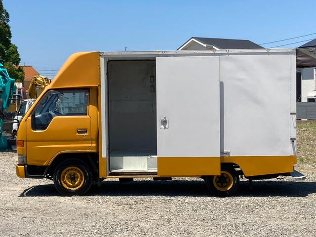 ダイナトラック フルジャストローＤＸ　キッチンカー　移動販売車　外部電源（13枚目）