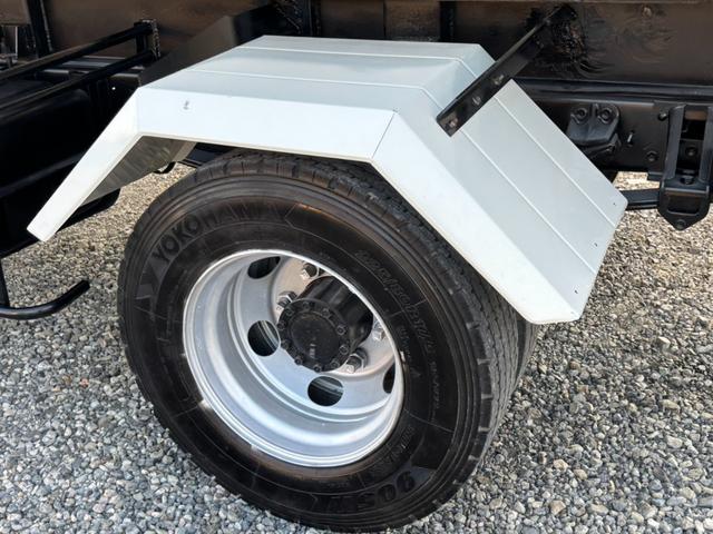 フォワード 　新明和製アームロール　コンテナ箱付き　メッキパーツ（31枚目）