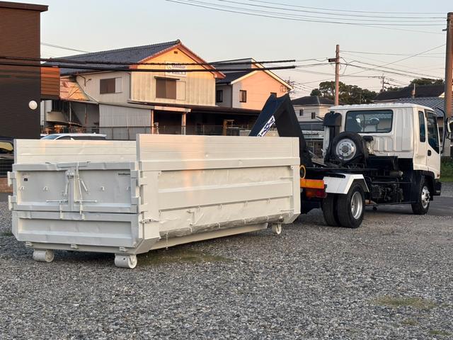フォワード 　新明和製アームロール　コンテナ箱付き　メッキパーツ（51枚目）