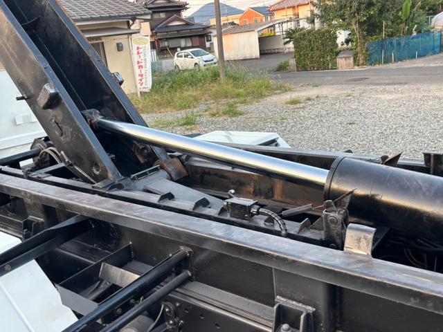 フォワード 　新明和製アームロール　コンテナ箱付き　メッキパーツ（57枚目）