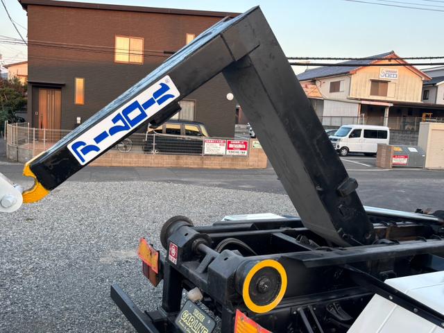 フォワード 　新明和製アームロール　コンテナ箱付き　メッキパーツ（58枚目）