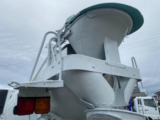 ファイター カヤバ製コンクリートミキサー車（40枚目）