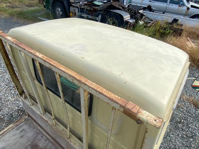 キャンター 平ボディ ワンオーナー車 丸目4灯 コラムMT メッキグリル メッキバンパー(17枚目)