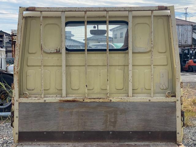 キャンター 平ボディ ワンオーナー車 丸目4灯 コラムMT メッキグリル メッキバンパー(18枚目)