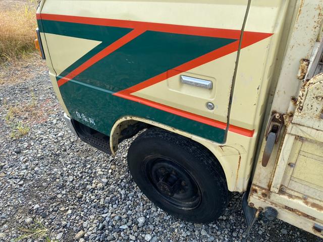 キャンター 平ボディ ワンオーナー車 丸目4灯 コラムMT メッキグリル メッキバンパー(23枚目)