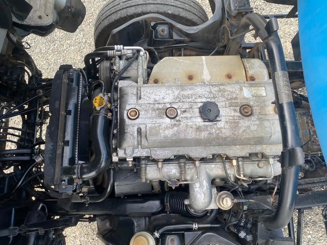 キャンター ロング高床ＤＸ　モリタエコノス製　バキュームカー　３０００ｋｇ積載　　メッキパーツ　マフラー煤焼き装置（ＤＰＦ）無し（6枚目）