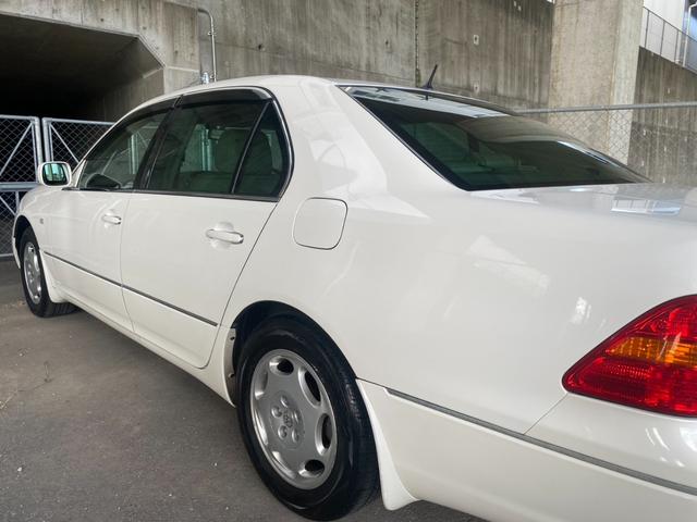 セルシオ C仕様 ノーマル車輛 革シート(13枚目)