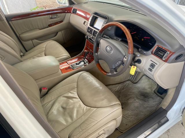 セルシオ C仕様 ノーマル車輛 革シート(23枚目)