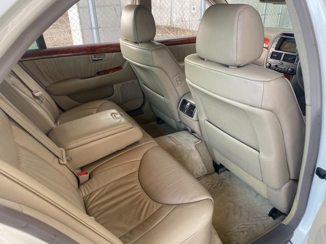 セルシオ C仕様 ノーマル車輛 革シート(33枚目)