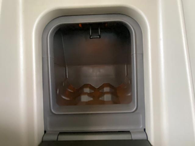 セルシオ C仕様 ノーマル車輛 革シート(45枚目)