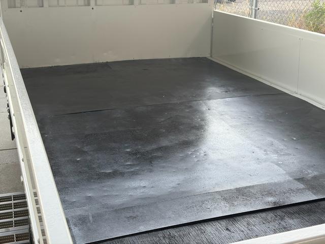 エルフトラック 10尺 平ボディ メッキパーツ(21枚目)