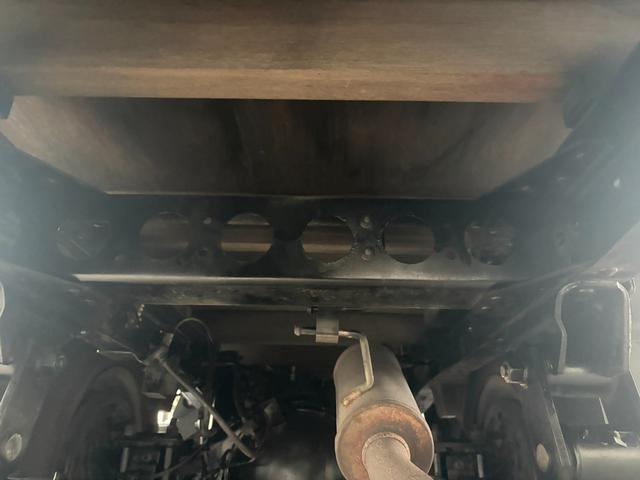 エルフトラック 10尺 平ボディ メッキパーツ(34枚目)