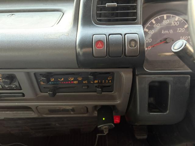 エルフトラック 10尺 平ボディ メッキパーツ(44枚目)