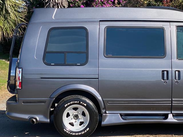 シボレーアストロ 　社外アルミ　ＢＦグッドリッチタイヤ　　社外オーディオ　バックカメラ　リアモニター　ＥＴＣ（15枚目）