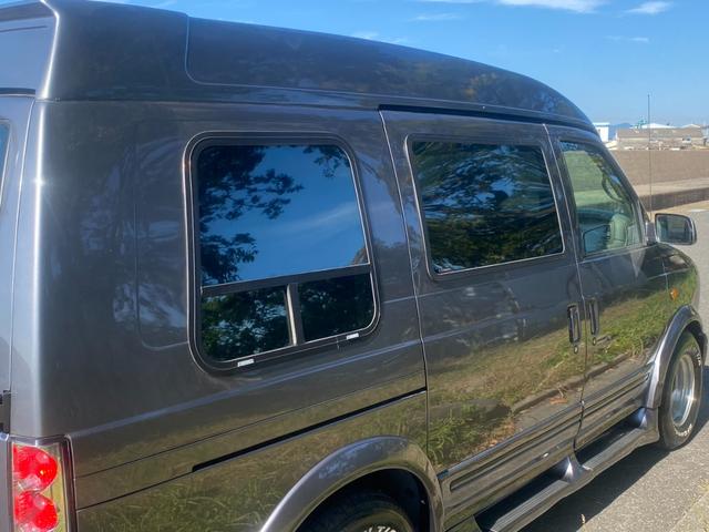 シボレーアストロ 　社外アルミ　ＢＦグッドリッチタイヤ　　社外オーディオ　バックカメラ　リアモニター　ＥＴＣ（30枚目）