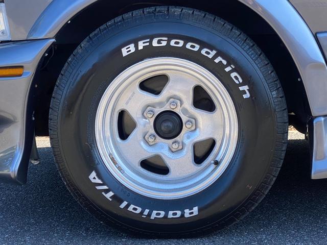 シボレーアストロ 　社外アルミ　ＢＦグッドリッチタイヤ　　社外オーディオ　バックカメラ　リアモニター　ＥＴＣ（37枚目）