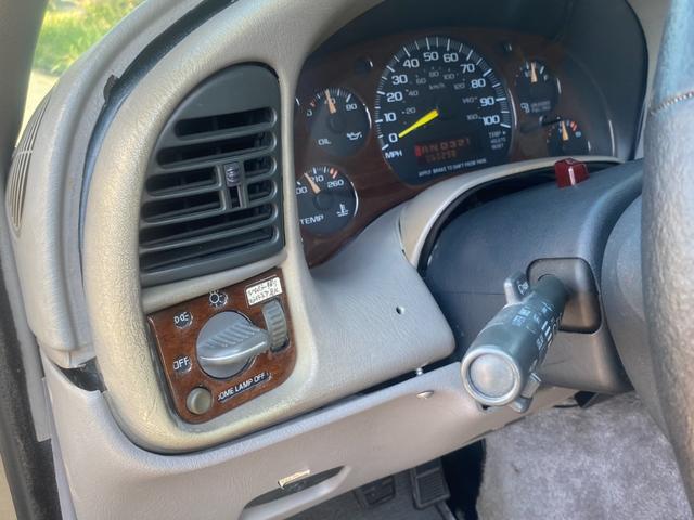 シボレーアストロ 　社外アルミ　ＢＦグッドリッチタイヤ　　社外オーディオ　バックカメラ　リアモニター　ＥＴＣ（45枚目）