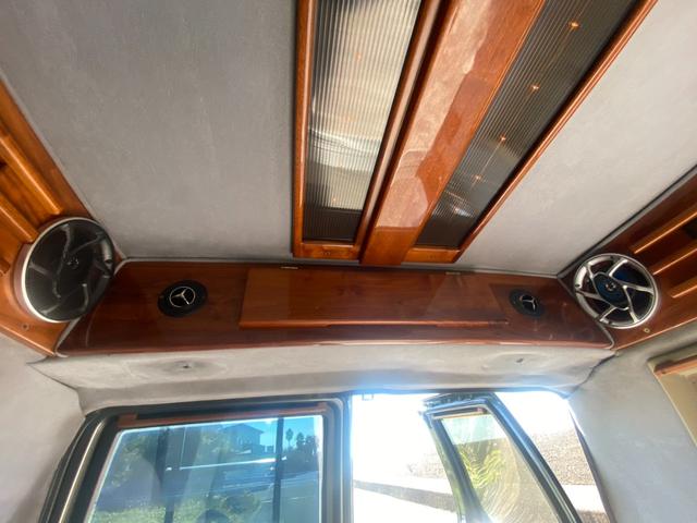 シボレーアストロ 　社外アルミ　ＢＦグッドリッチタイヤ　　社外オーディオ　バックカメラ　リアモニター　ＥＴＣ（74枚目）