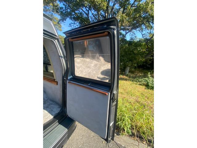 シボレーアストロ 　社外アルミ　ＢＦグッドリッチタイヤ　　社外オーディオ　バックカメラ　リアモニター　ＥＴＣ（77枚目）