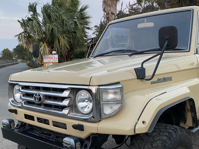 ランドクルーザー７０ ＺＸ　リフトアップ　社外アルミ　サンルーフ（23枚目）