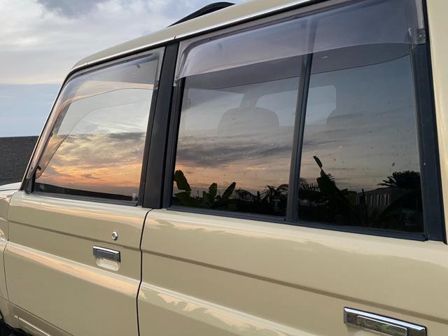 ランドクルーザー７０ ＺＸ　リフトアップ　社外アルミ　サンルーフ（24枚目）