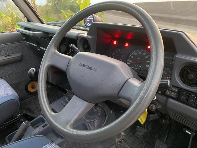 ランドクルーザー７０ ＺＸ　リフトアップ　社外アルミ　サンルーフ（51枚目）