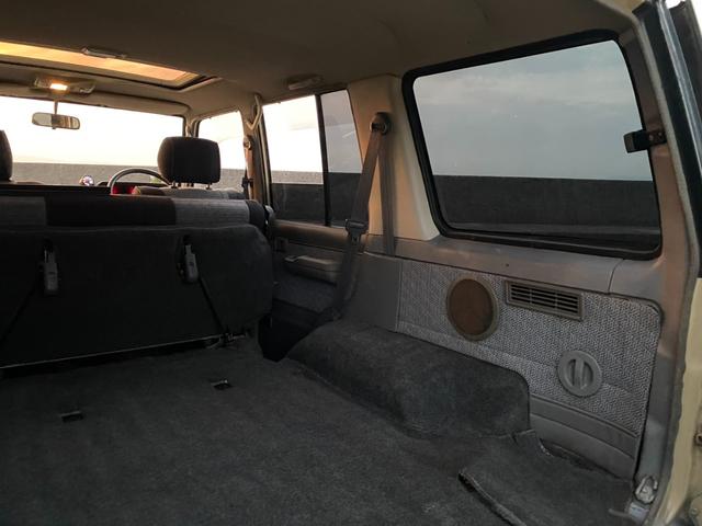 ランドクルーザー７０ ＺＸ　リフトアップ　社外アルミ　サンルーフ（66枚目）