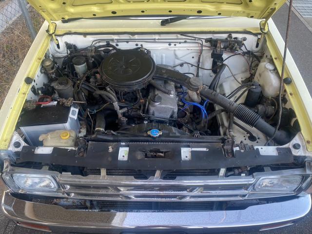 ダットサンピックアップ ロングＤＸ　社外アルミ　コラムＭＴ（4枚目）