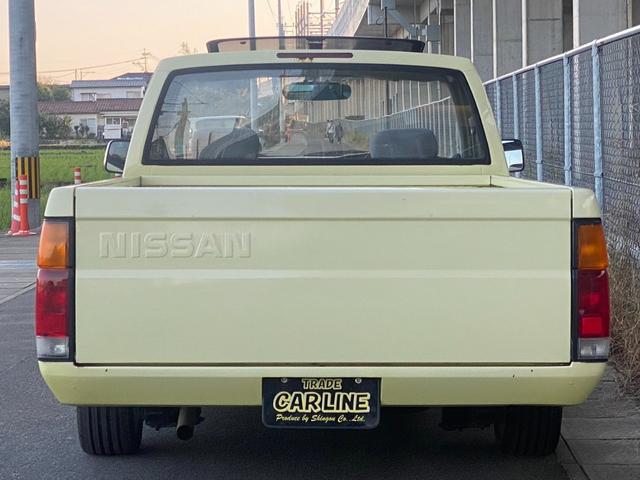 ダットサンピックアップ ロングＤＸ　社外アルミ　コラムＭＴ（12枚目）