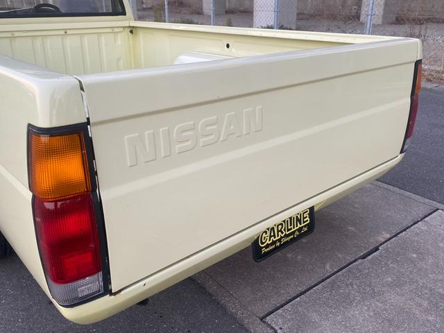 ダットサンピックアップ ロングＤＸ　社外アルミ　コラムＭＴ（32枚目）