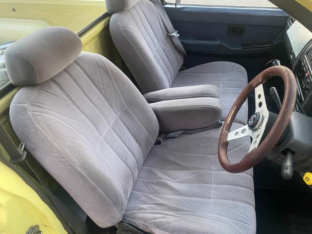 ダットサンピックアップ ロングＤＸ　社外アルミ　コラムＭＴ（39枚目）