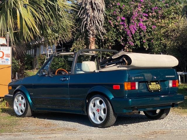 ゴルフカブリオ 　左ハンドル　社外アルミ　ウッドステアリング　丸目４灯　　ローダウン（15枚目）