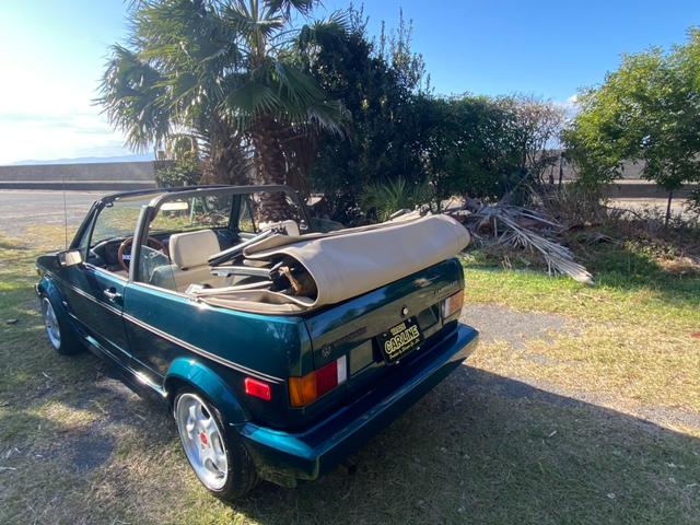 ゴルフカブリオ 　左ハンドル　社外アルミ　ウッドステアリング　丸目４灯　　ローダウン（36枚目）