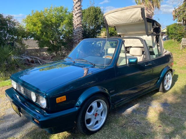 ゴルフカブリオ 　左ハンドル　社外アルミ　ウッドステアリング　丸目４灯　　ローダウン（46枚目）