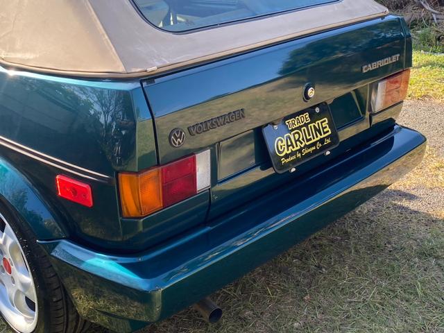 ゴルフカブリオ 　左ハンドル　社外アルミ　ウッドステアリング　丸目４灯　　ローダウン（59枚目）