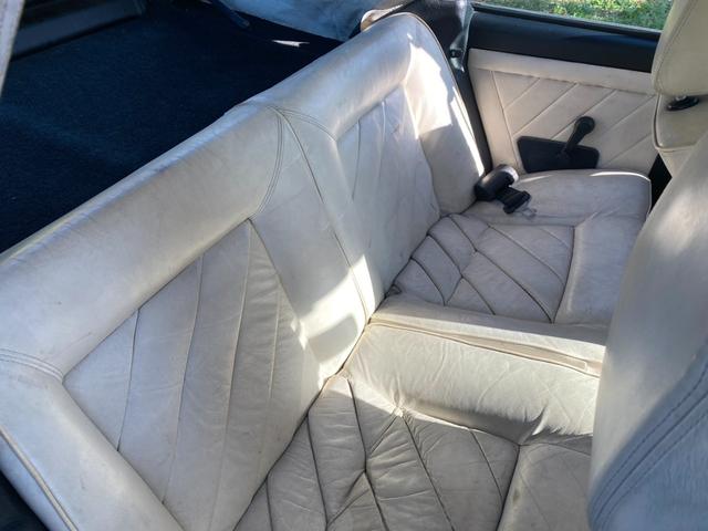 ゴルフカブリオ 　左ハンドル　社外アルミ　ウッドステアリング　丸目４灯　　ローダウン（67枚目）