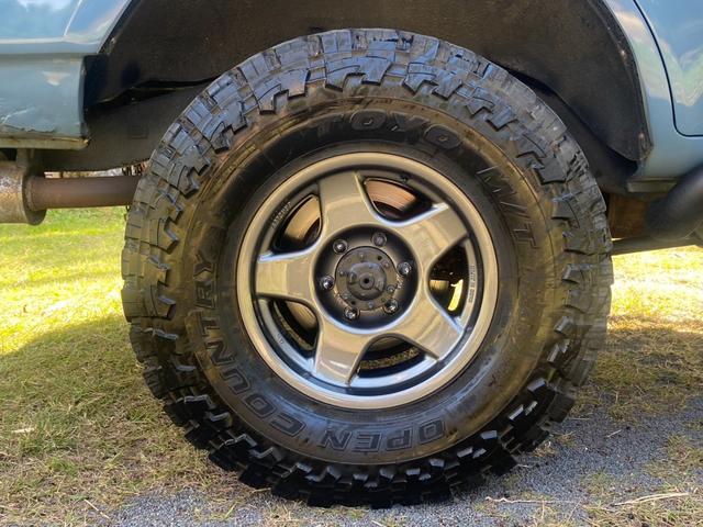 ランドクルーザー80 VX 社外ウッドステアリング ブラッドレーアルミ ルーフキャリア 角目4灯ヘッドライト 3インチリフトアップ 社外ナビ バックカメラ 観音開き 1ナンバー(35枚目)