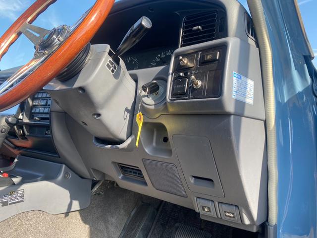 ランドクルーザー80 VX 社外ウッドステアリング ブラッドレーアルミ ルーフキャリア 角目4灯ヘッドライト 3インチリフトアップ 社外ナビ バックカメラ 観音開き 1ナンバー(53枚目)