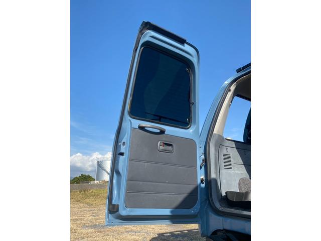 ランドクルーザー80 VX 社外ウッドステアリング ブラッドレーアルミ ルーフキャリア 角目4灯ヘッドライト 3インチリフトアップ 社外ナビ バックカメラ 観音開き 1ナンバー(74枚目)