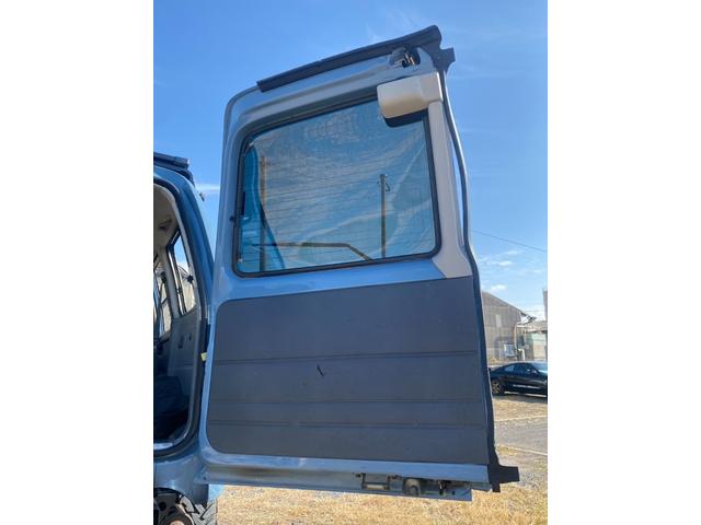 ランドクルーザー80 VX 社外ウッドステアリング ブラッドレーアルミ ルーフキャリア 角目4灯ヘッドライト 3インチリフトアップ 社外ナビ バックカメラ 観音開き 1ナンバー(75枚目)