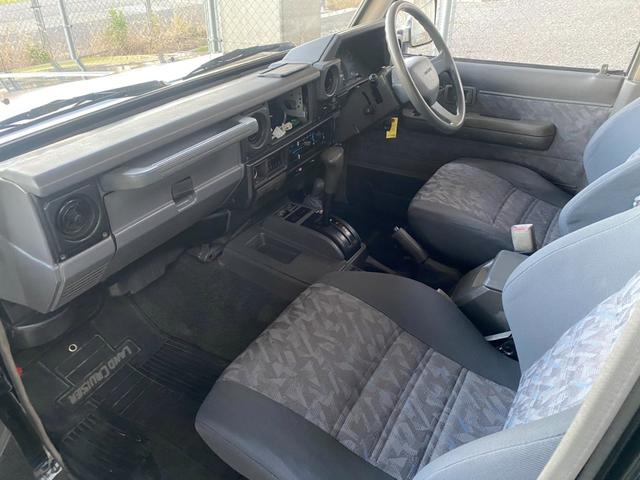 ランドクルーザー70 ZX 社外アルミ サンルーフ(36枚目)