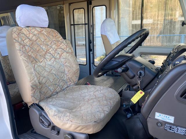 ローザ マイクロバス 29人乗り 自動ドア モケット リクライニングシート 社外ナビ バックカメラ ETC(24枚目)