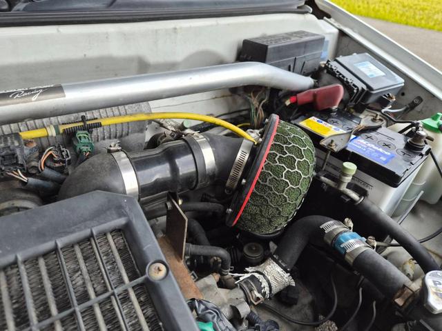 アルトワークス ＲＳ／Ｚ　ＴＥＩＮ車高調　ＨＫＳエアクリ　マフラー　ＢＬＩＴＺメーター　スズキスポーツタワーバー　社外アルミ　ステアリング（9枚目）