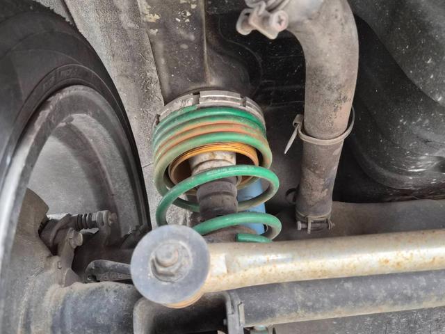 アルトワークス ＲＳ／Ｚ　ＴＥＩＮ車高調　ＨＫＳエアクリ　マフラー　ＢＬＩＴＺメーター　スズキスポーツタワーバー　社外アルミ　ステアリング（27枚目）