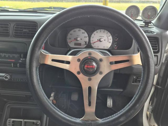 アルトワークス ＲＳ／Ｚ　ＴＥＩＮ車高調　ＨＫＳエアクリ　マフラー　ＢＬＩＴＺメーター　スズキスポーツタワーバー　社外アルミ　ステアリング（31枚目）