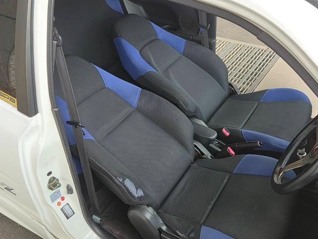 アルトワークス ＲＳ／Ｚ　ＴＥＩＮ車高調　ＨＫＳエアクリ　マフラー　ＢＬＩＴＺメーター　スズキスポーツタワーバー　社外アルミ　ステアリング（45枚目）