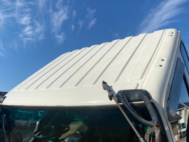 フォワード 　回送車　ユニック３段クレーン　メッキパーツ　ベッド付　２６５０ｋｇ積載（8枚目）