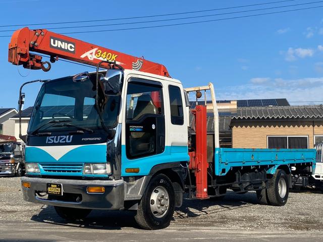 フォワード 　回送車　ユニック３段クレーン　メッキパーツ　ベッド付　２６５０ｋｇ積載（28枚目）